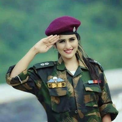 Indian-Army-Girl-DP (17)