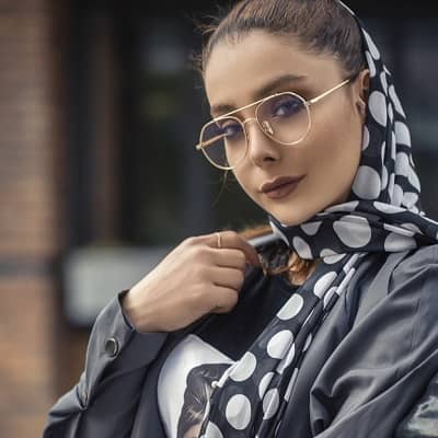 Stylish-Muslim-Girl-Dp-For-Fb-Profile (11)