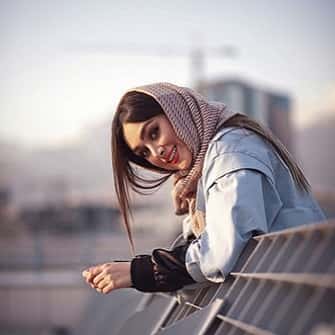 Stylish-Muslim-Girl-Dp-For-Fb-Profile (22)