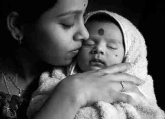 {Best 2024} Maa Ke Liye Shayari – Mummy Ke Liye Shayari maa-ke-liye-shayari (1)